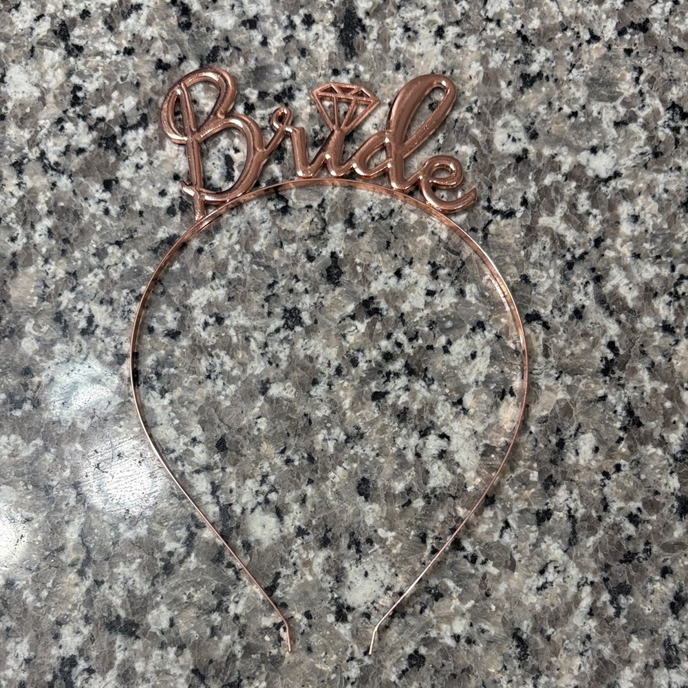 🌸3/$15🌸 Rose Gold Bride Headband